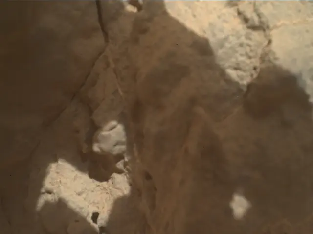 Sol 3558: Mars Hand Lens Imager (MAHLI)