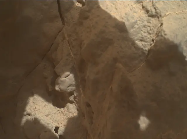 Sol 3558: Mars Hand Lens Imager (MAHLI)