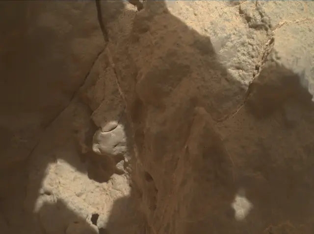 Sol 3558: Mars Hand Lens Imager (MAHLI)