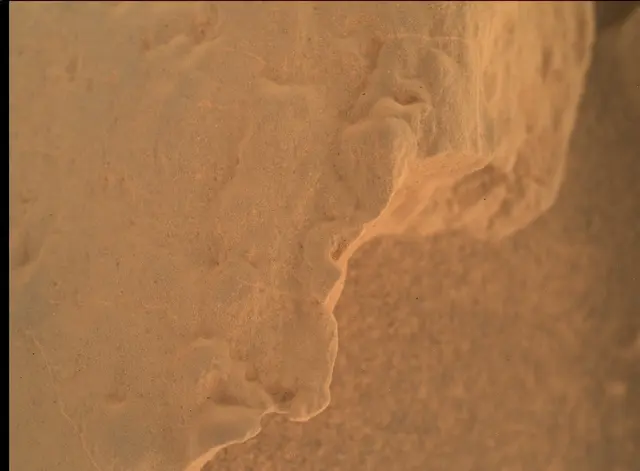 Sol 3558: Mars Hand Lens Imager (MAHLI)