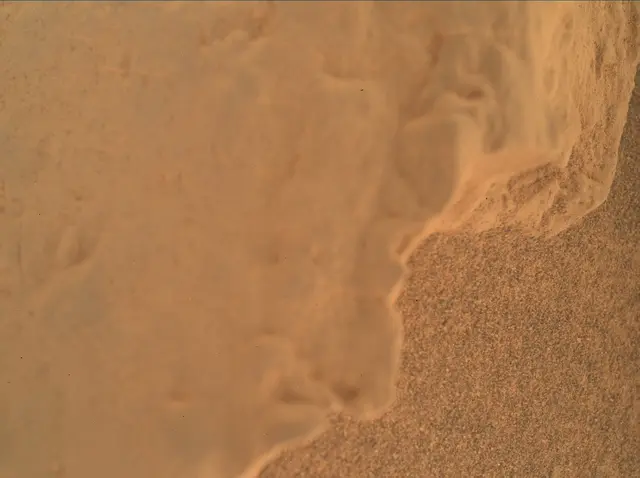 Sol 3558: Mars Hand Lens Imager (MAHLI)