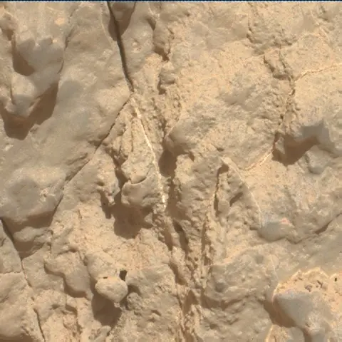 Sol 3558: Mars Hand Lens Imager (MAHLI)