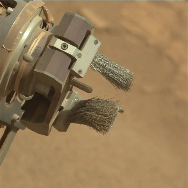 Sol 3560: Mast Camera (Mastcam)