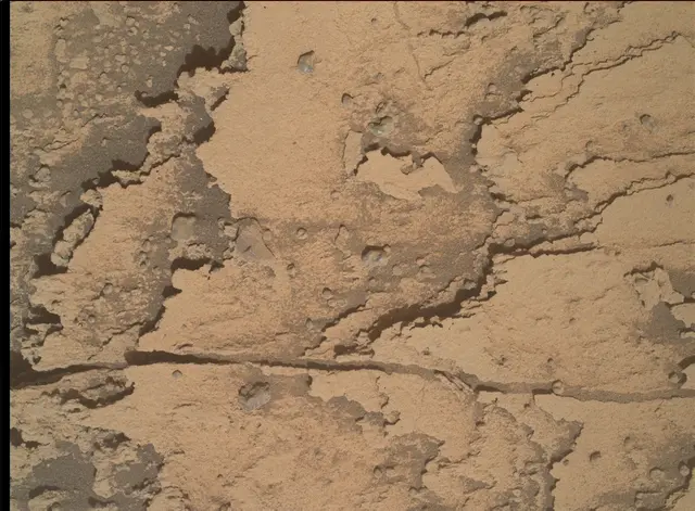 Sol 3560: Mars Hand Lens Imager (MAHLI)