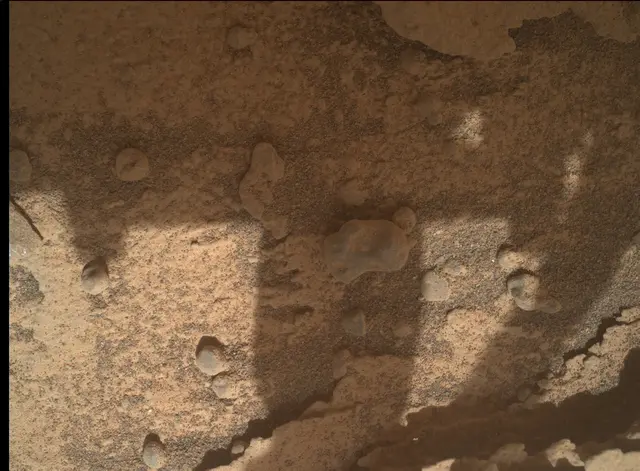Sol 3560: Mars Hand Lens Imager (MAHLI)