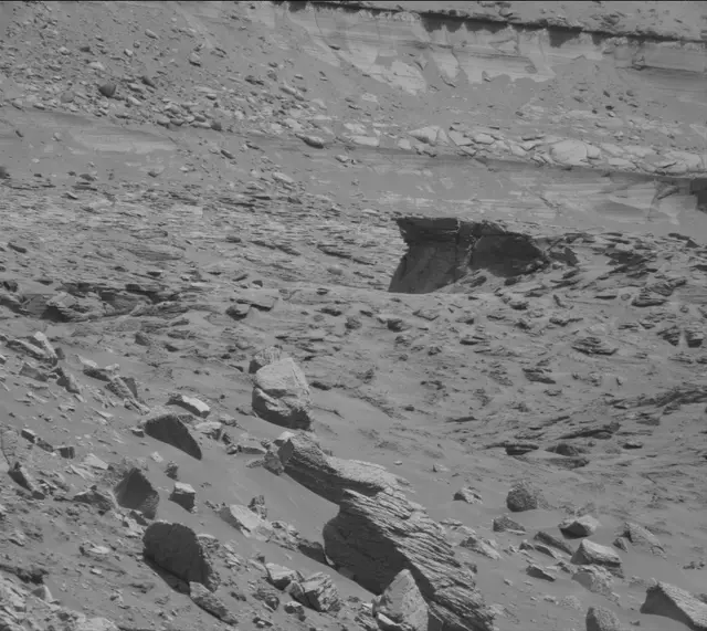 Sol 3562: Mast Camera (Mastcam)
