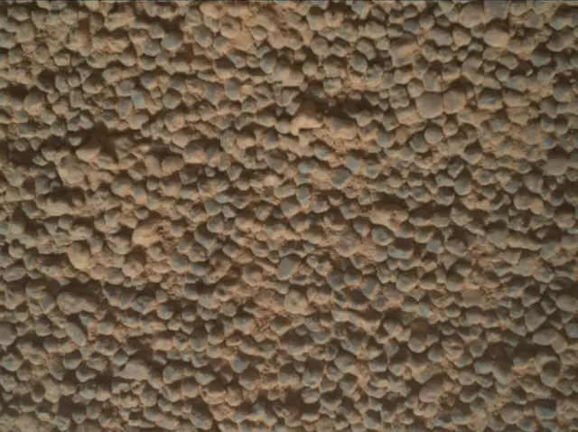 Sol 3562: Mars Hand Lens Imager (MAHLI)