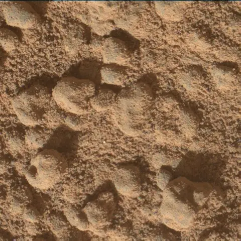 Sol 3562: Mars Hand Lens Imager (MAHLI)