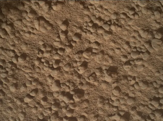 Sol 3562: Mars Hand Lens Imager (MAHLI)
