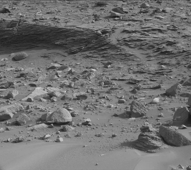 Sol 3563: Mast Camera (Mastcam)