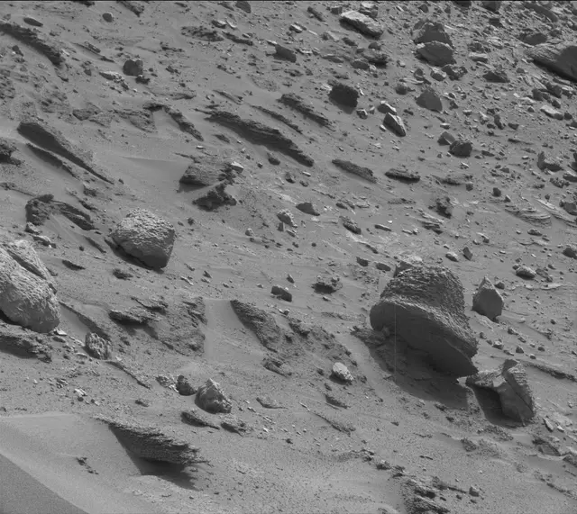 Sol 3563: Mast Camera (Mastcam)