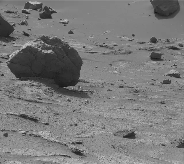 Sol 3563: Mast Camera (Mastcam)