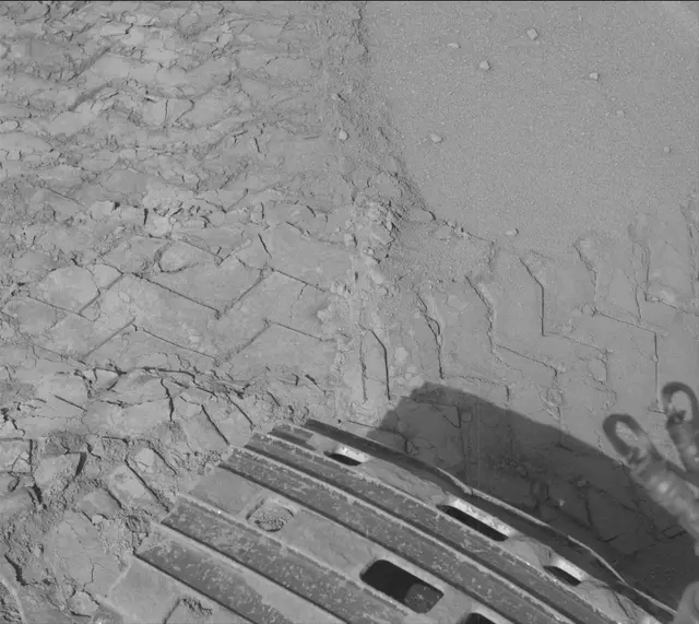 Sol 3563: Mast Camera (Mastcam)
