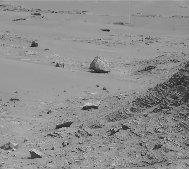 Sol 3563: Mast Camera (Mastcam)