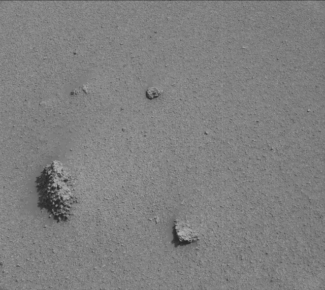 Sol 3563: Mast Camera (Mastcam)