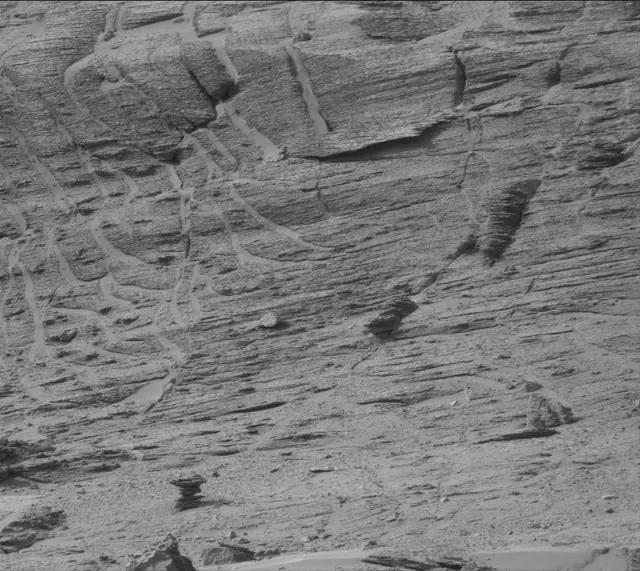 Sol 3563: Mast Camera (Mastcam)