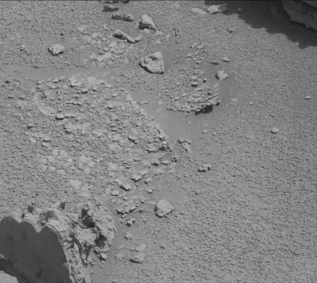 Sol 3563: Mast Camera (Mastcam)
