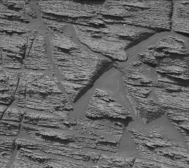 Sol 3564: Mast Camera (Mastcam)
