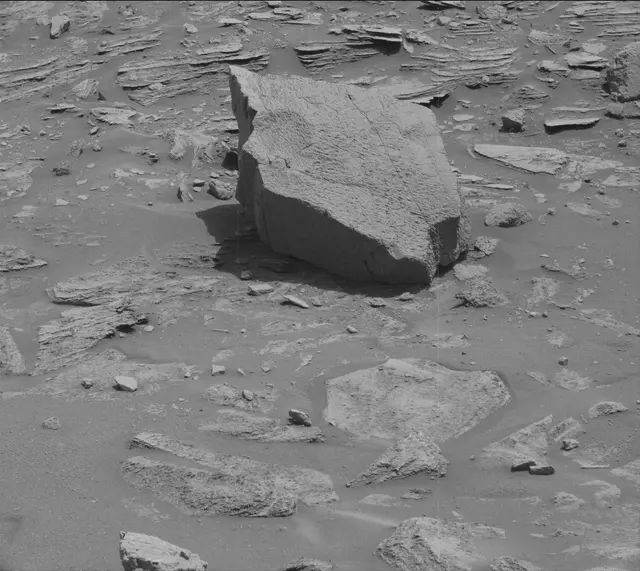 Sol 3564: Mast Camera (Mastcam)