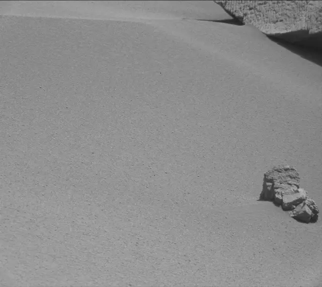 Sol 3564: Mast Camera (Mastcam)