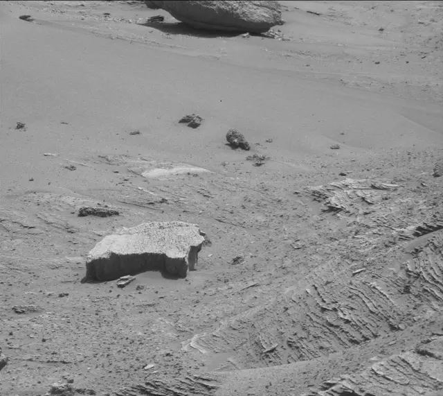 Sol 3564: Mast Camera (Mastcam)