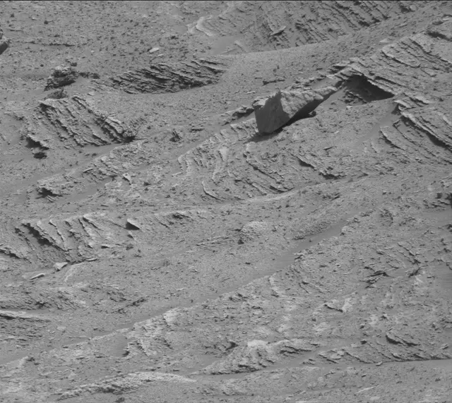 Sol 3564: Mast Camera (Mastcam)