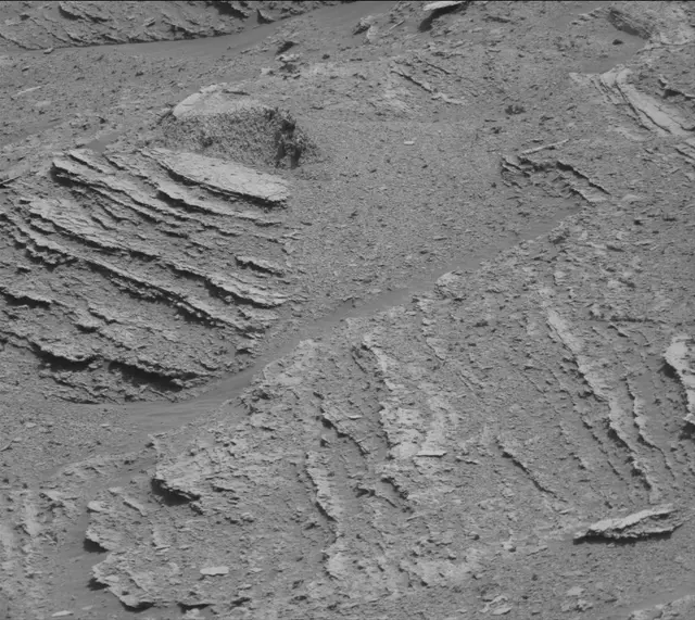Sol 3564: Mast Camera (Mastcam)