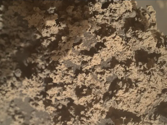 Sol 3564: Mars Hand Lens Imager (MAHLI)