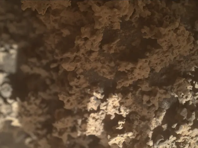 Sol 3564: Mars Hand Lens Imager (MAHLI)