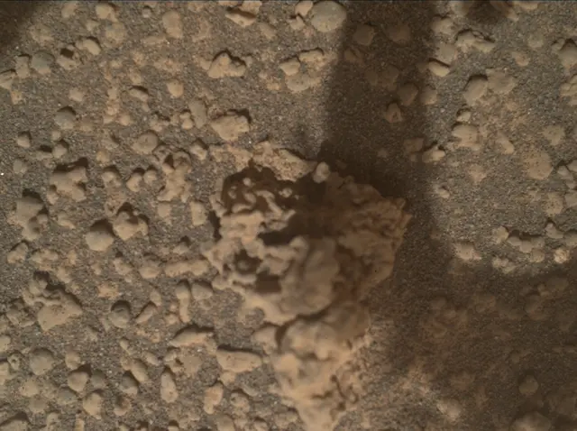 Sol 3564: Mars Hand Lens Imager (MAHLI)