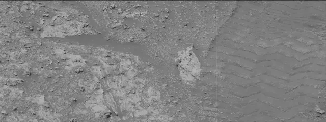 Sol 3565: Mast Camera (Mastcam)