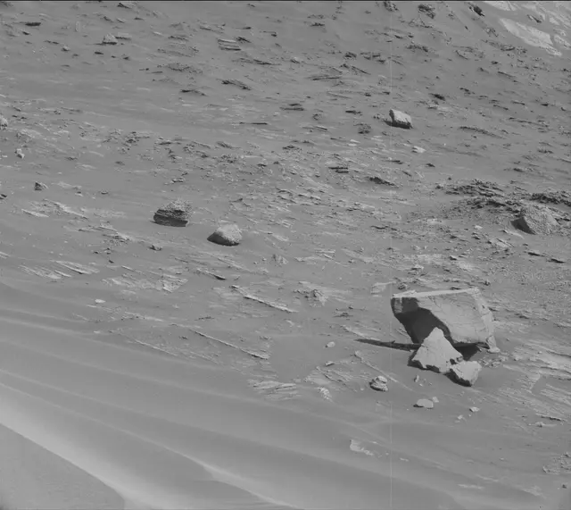 Sol 3565: Mast Camera (Mastcam)