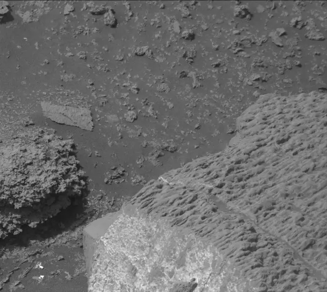 Sol 3565: Mast Camera (Mastcam)