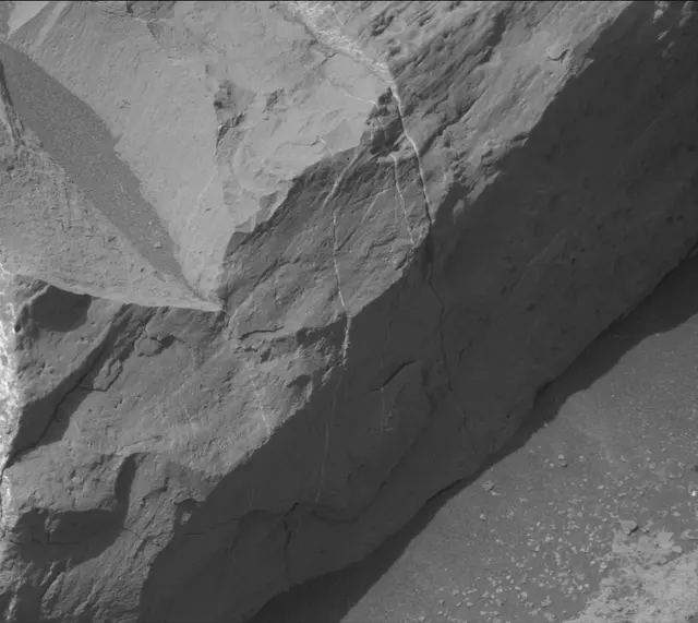 Sol 3565: Mast Camera (Mastcam)