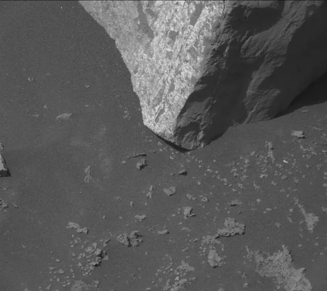 Sol 3565: Mast Camera (Mastcam)