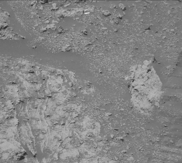 Sol 3565: Mast Camera (Mastcam)