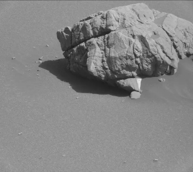 Sol 3566: Mast Camera (Mastcam)