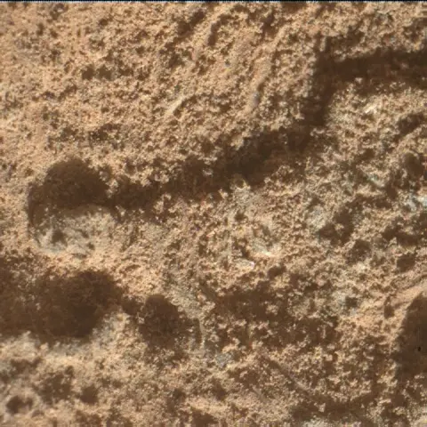 Sol 3568: Mars Hand Lens Imager (MAHLI)