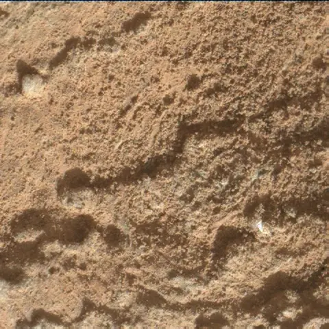 Sol 3568: Mars Hand Lens Imager (MAHLI)