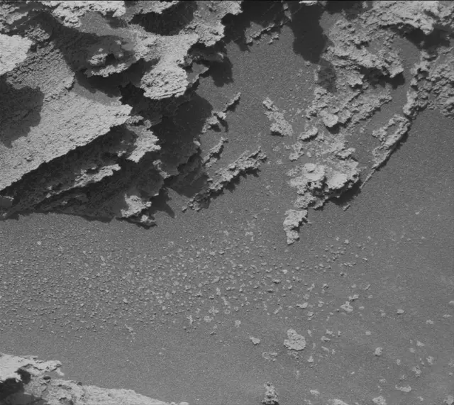 Sol 3571: Mast Camera (Mastcam)