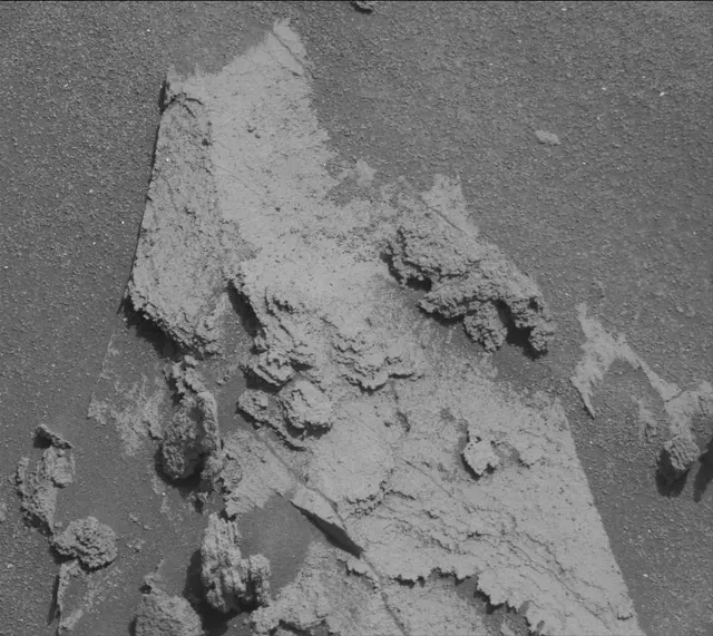Sol 3571: Mast Camera (Mastcam)