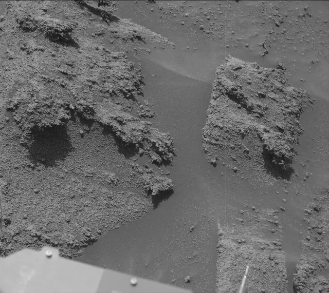 Sol 3572: Mast Camera (Mastcam)