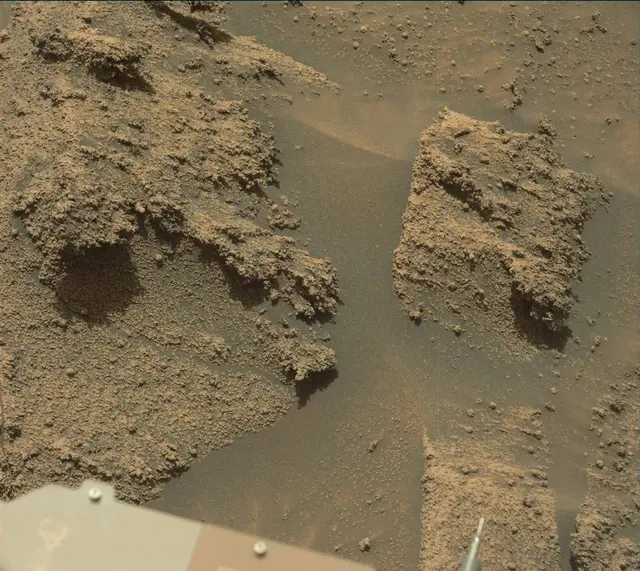Sol 3572: Mast Camera (Mastcam)