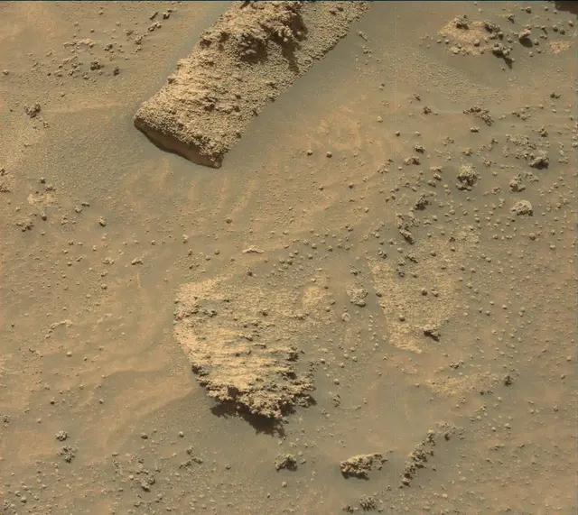 Sol 3572: Mast Camera (Mastcam)