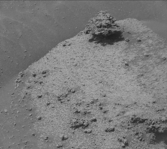 Sol 3573: Mast Camera (Mastcam)