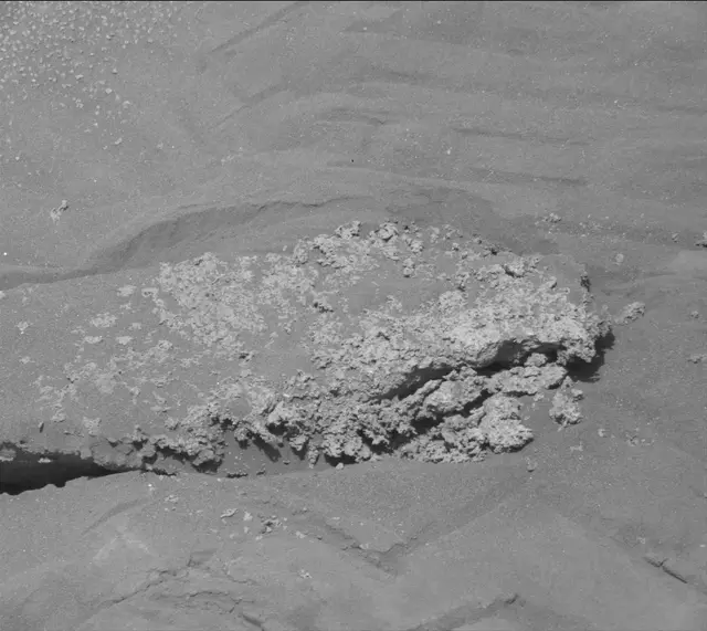 Sol 3573: Mast Camera (Mastcam)