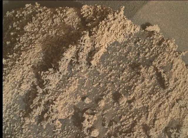 Sol 3573: Mars Hand Lens Imager (MAHLI)