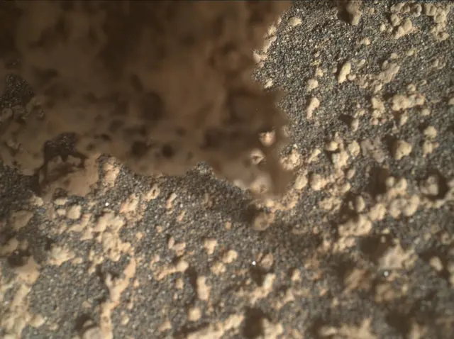 Sol 3573: Mars Hand Lens Imager (MAHLI)