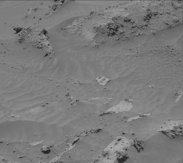 Sol 3574: Mast Camera (Mastcam)