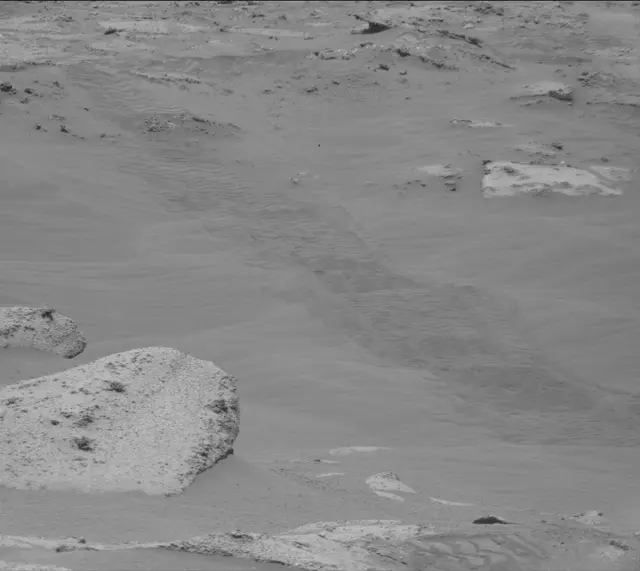 Sol 3575: Mast Camera (Mastcam)
